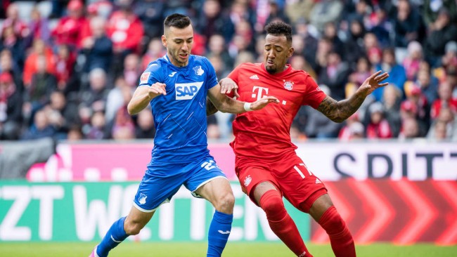 一场较量中 一场较量中