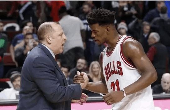 在同一比赛 在同一比赛